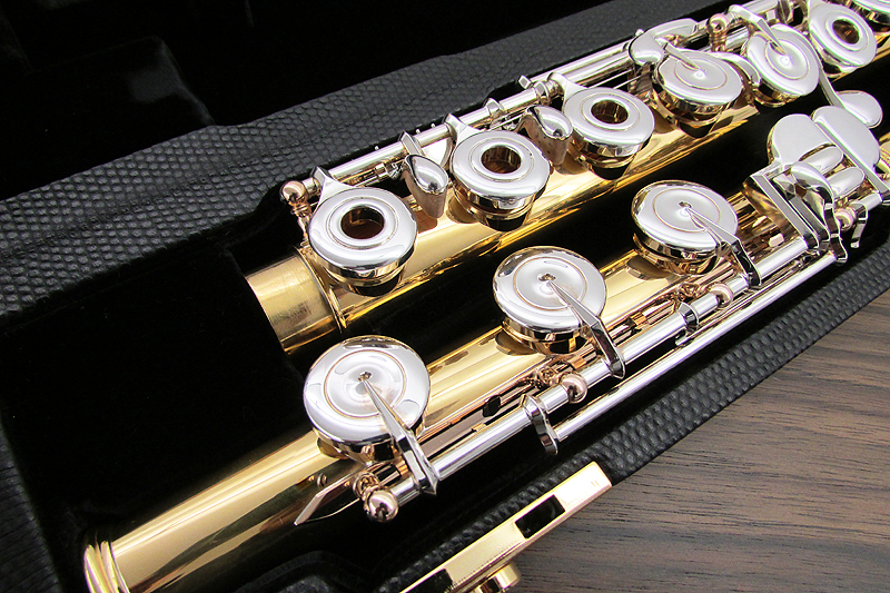 Querflöte in C aus Gold-Goldflöte, SANKYO, 18 Krt. 18K3ROH, Handmade DN-1.jpg