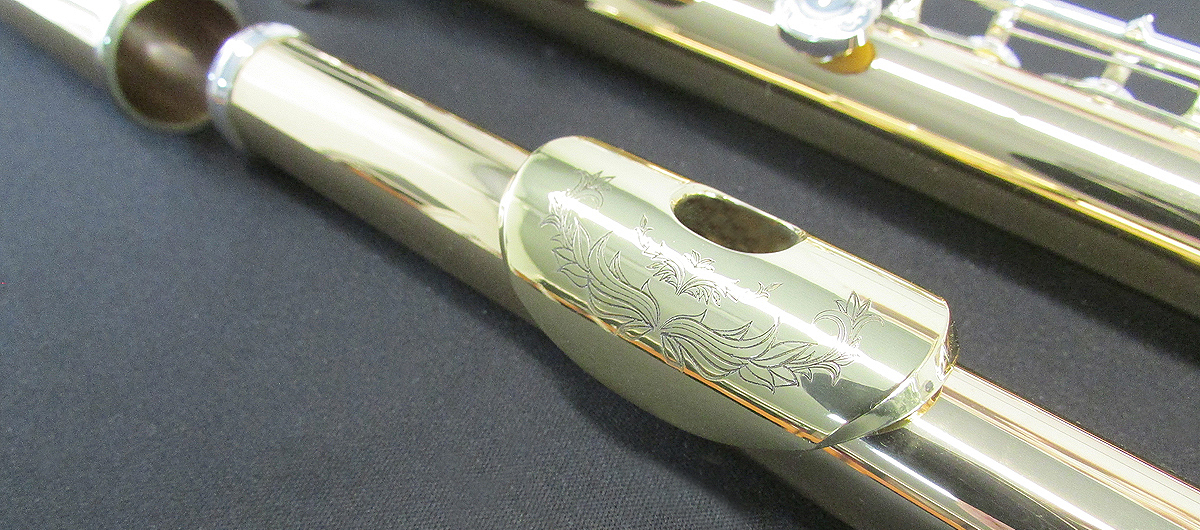 IMG_8177-Querflöte-VICTORY by WALTER GRIMM-Messing, H-Fuss, G-offset, E-Mech., Mech. versilbert.jpg