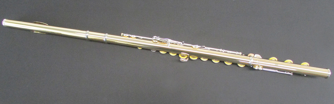 IMG_8172-Querflöte-VICTORY by WALTER GRIMM-Messing, H-Fuss, G-offset, E-Mech., Mech. versilbert.jpg